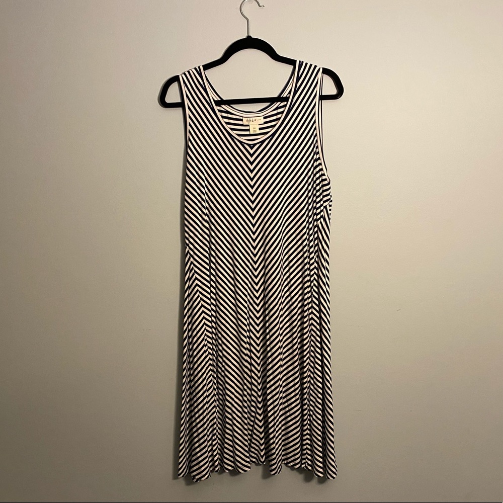 Style & Co dress, navy and white